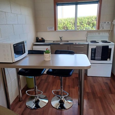 Flaxbourne Motels Ward Εξωτερικό φωτογραφία