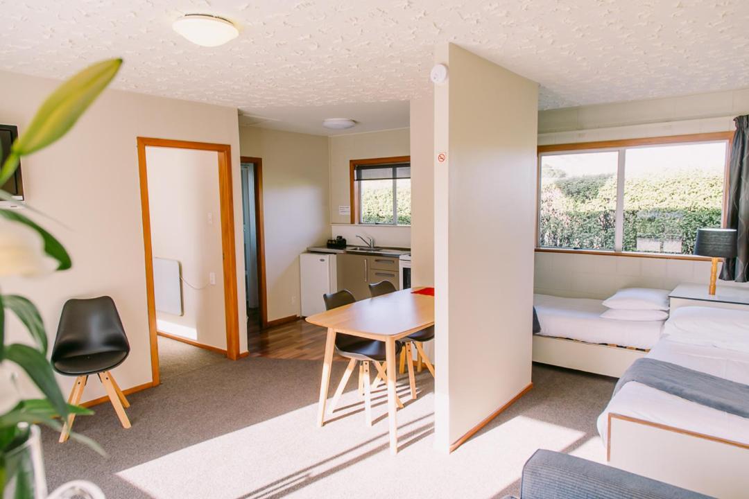 Flaxbourne Motels Ward Εξωτερικό φωτογραφία