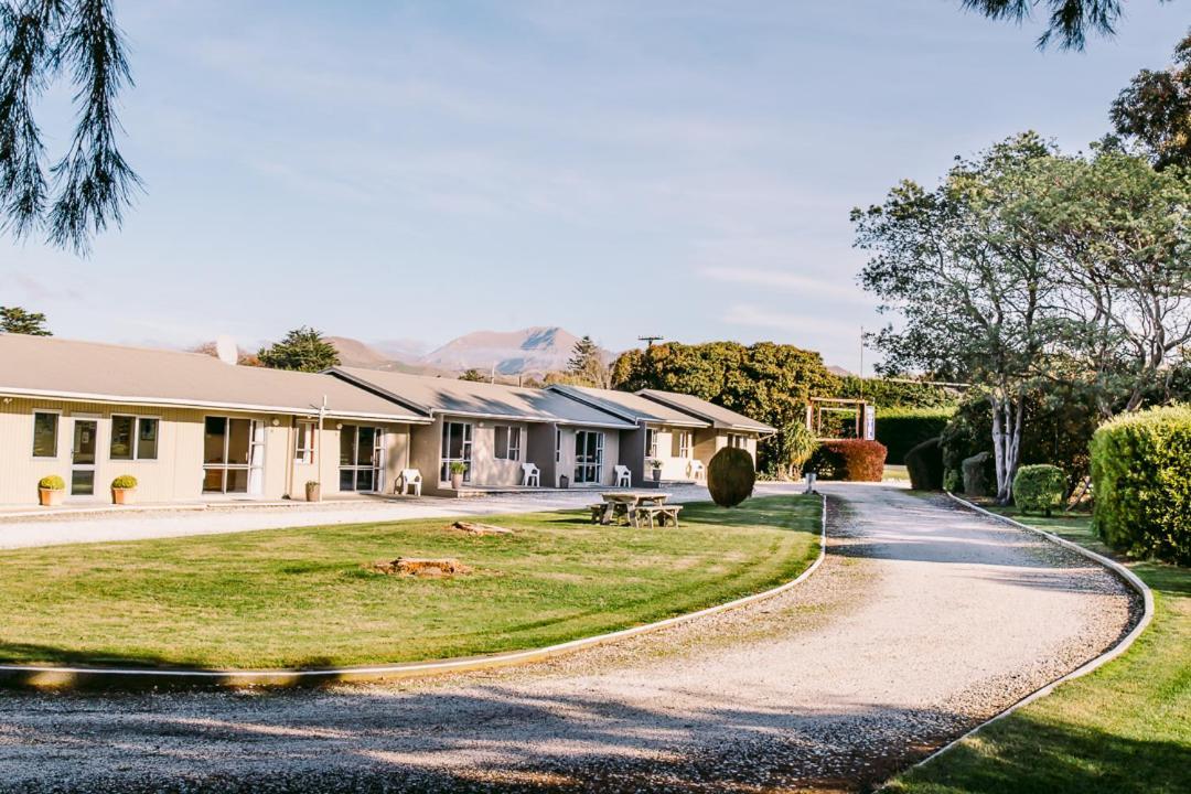 Flaxbourne Motels Ward Εξωτερικό φωτογραφία